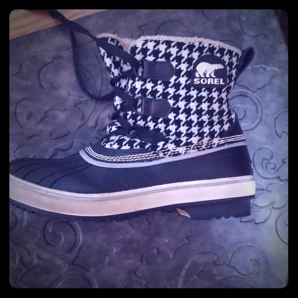 Sorel winter boots in used condition
